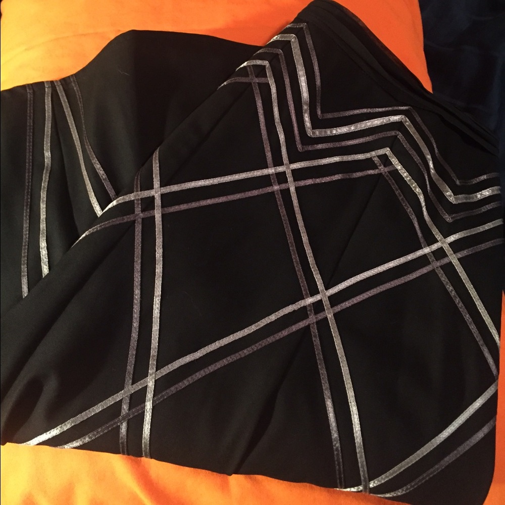 Limited Black Skirt with silver ribbon detail - Picture 3 of 4